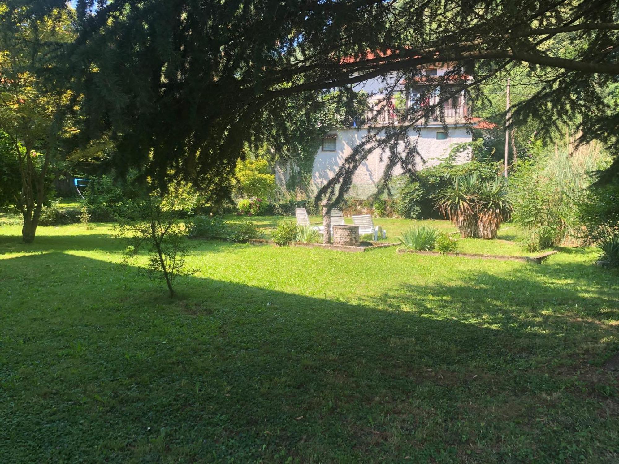 Vila Labod, Unique Villa At The Lake Most na Soči Екстериор снимка