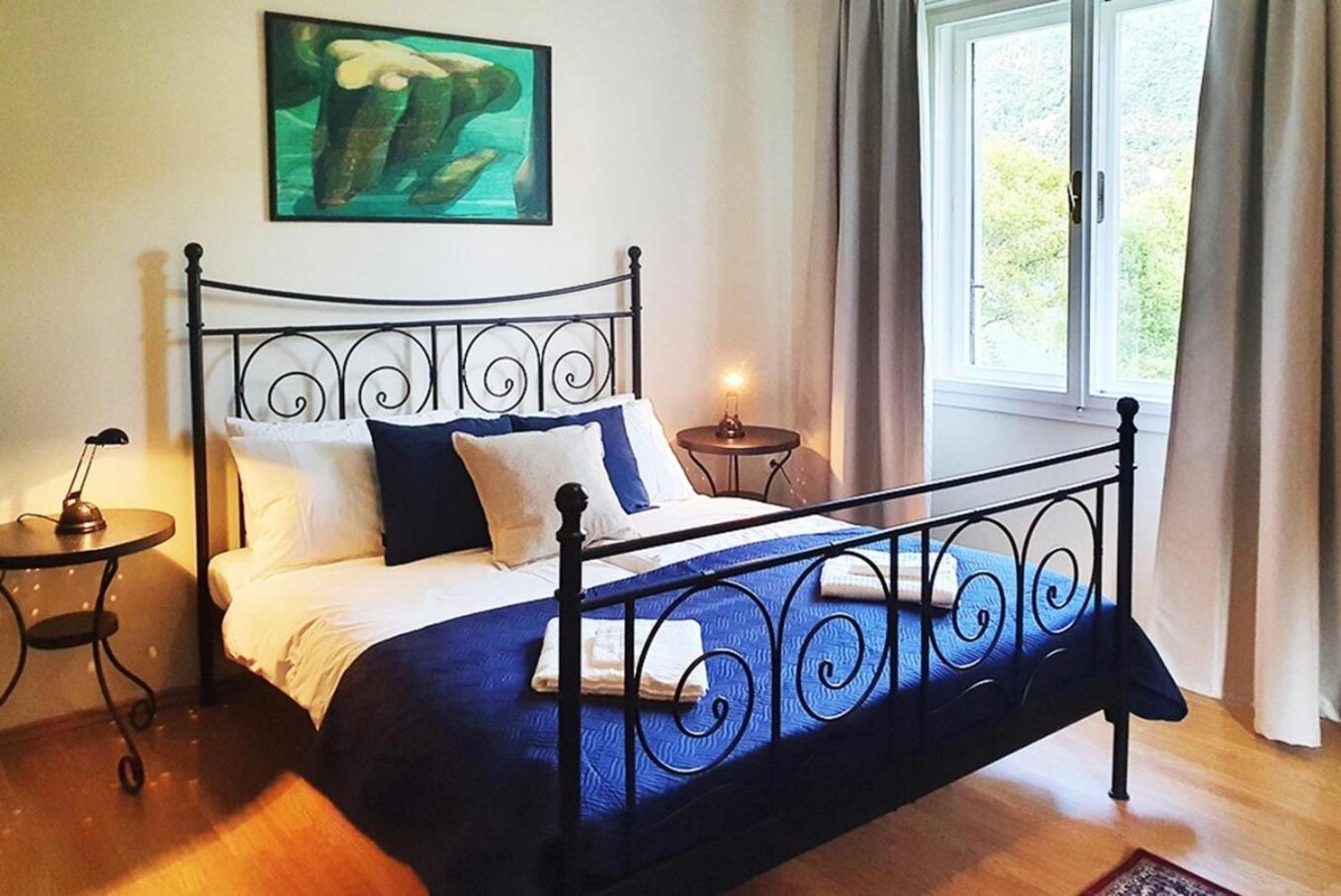 Vila Labod, Unique Villa At The Lake Most na Soči Екстериор снимка