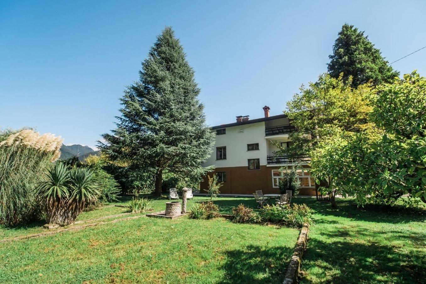 Vila Labod, Unique Villa At The Lake Most na Soči Екстериор снимка